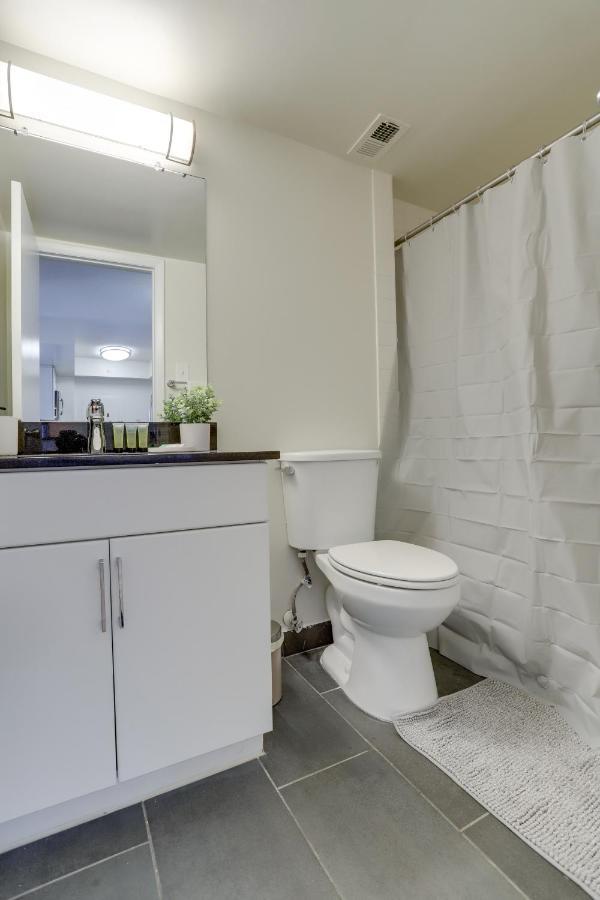 ארלינגטון Stylish And Charming Apartment In Pentagon City מראה חיצוני תמונה